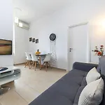 & Kolovare 1, Lägenhet Zadar