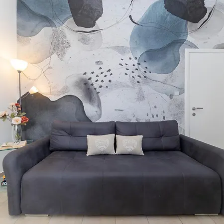 Apartment & Kolovare 1,