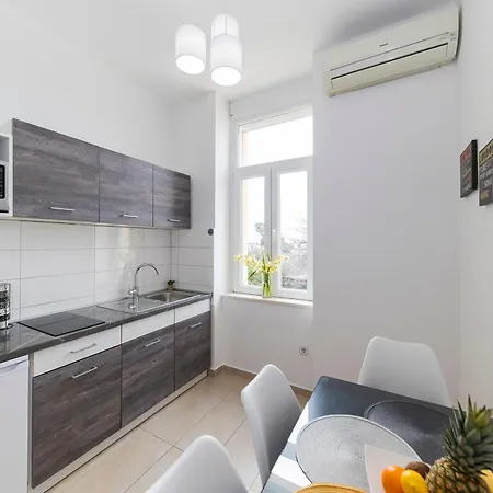 & Kolovare 1, Lejlighed Zadar