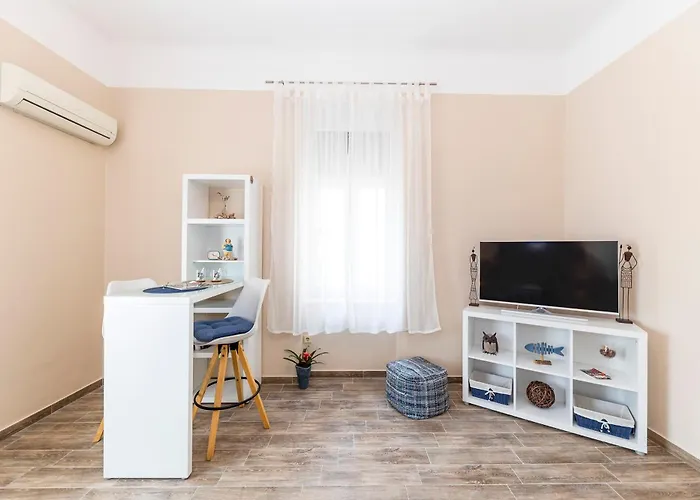 & Kolovare 1, Apartment *